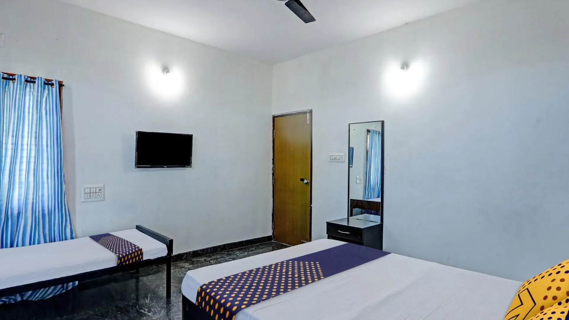 Spot On Sri Durga Residency Hd Kote Hotel Mysore India