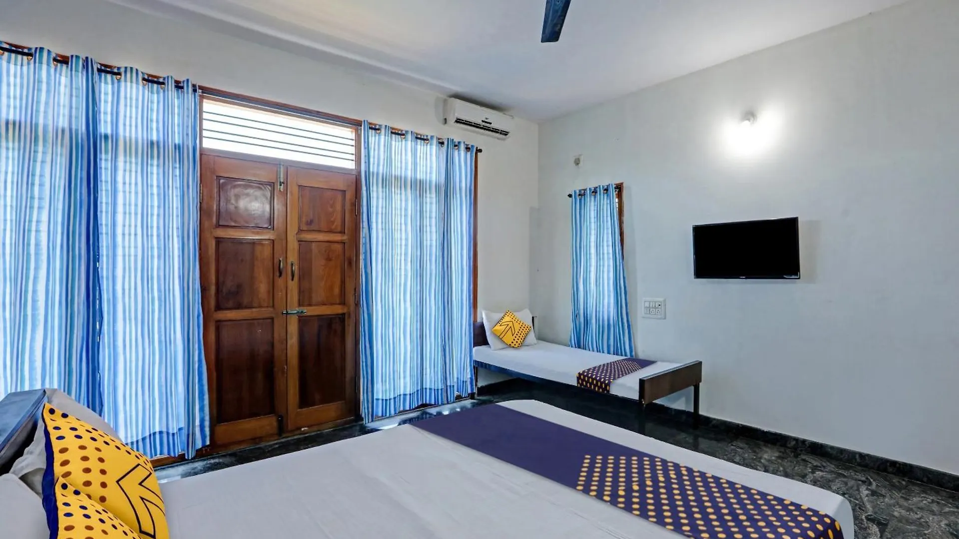 Spot On Sri Durga Residency Hd Kote Hotel Mysore