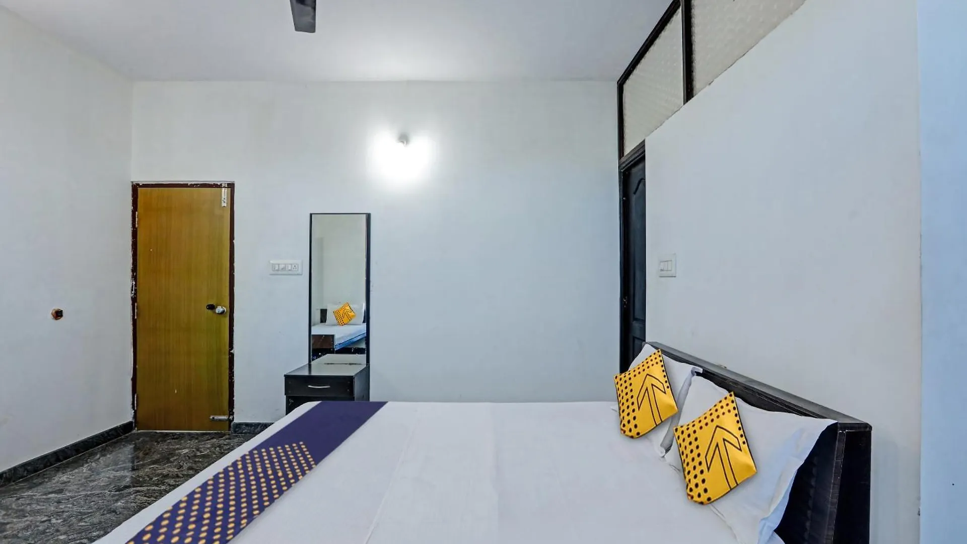 Spot On Sri Durga Residency Hd Kote Hotel Mysore